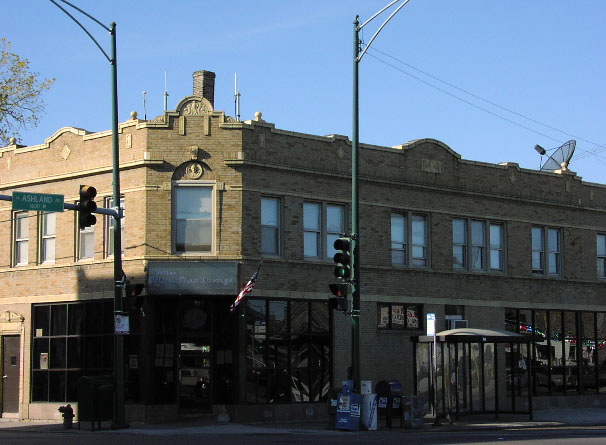 Chicago , Betty's Blue Star Lounge 