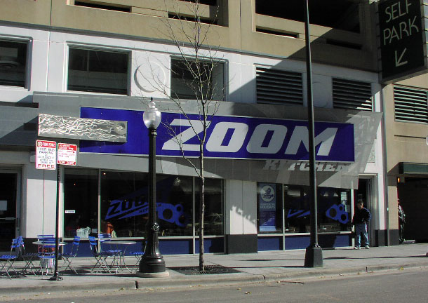 Chicago , Zoom Kitchen 