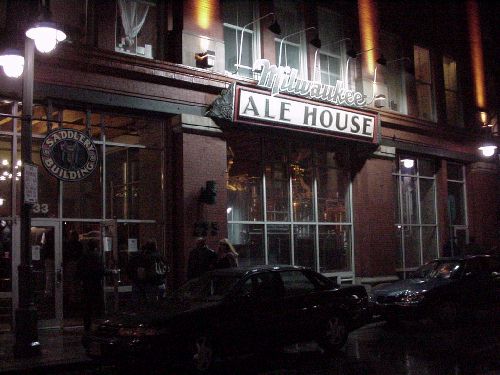 Milwaukee Ale House , Milwaukee