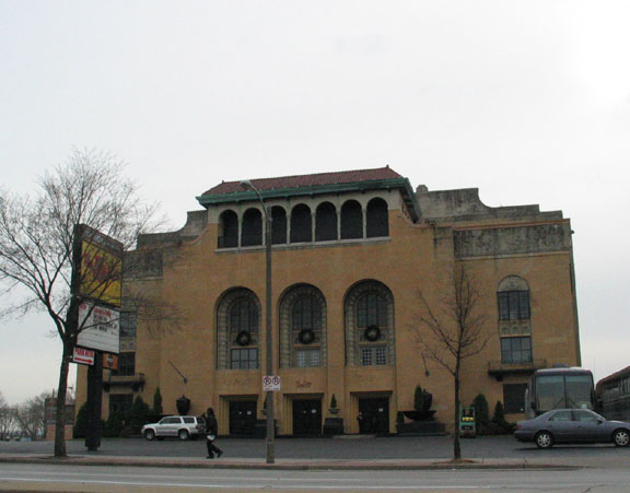 Milwaukee , Rave - Eagles Auditorium