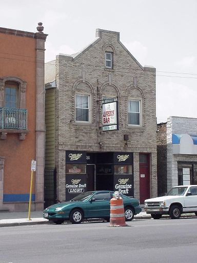 Alfredo's Bar , Chicago