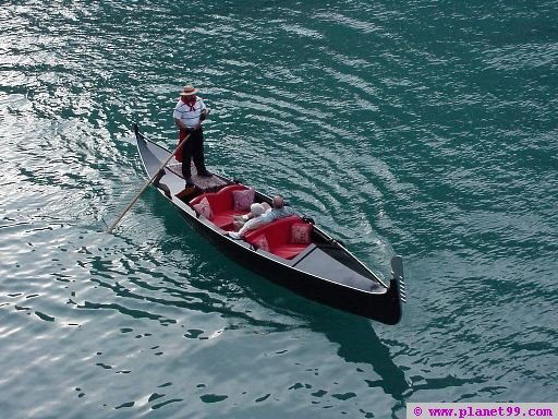 Chicago River - Boat Rental , Chicago