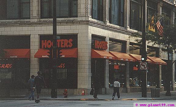 Hooters  , Milwaukee