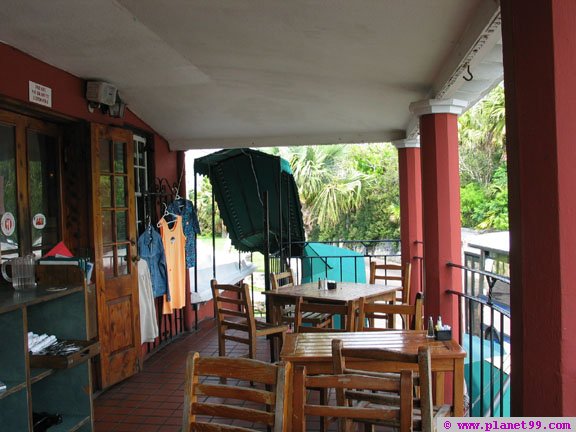 Swizzle Inn , Baileys Bay, Bermuda