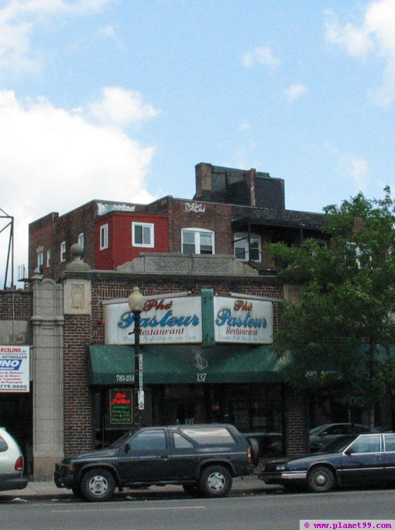 Pho Pasteur , Allston