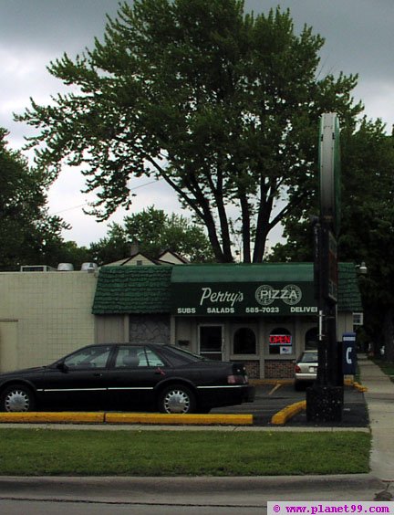 Perry's Pizza , Clawson