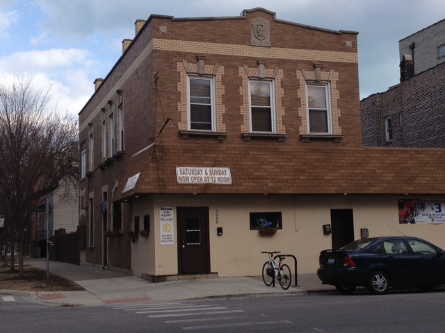 Happy Village Pub , Chicago