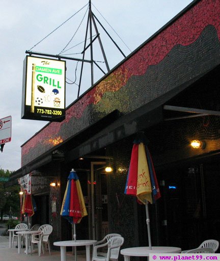 Chicago , Damen Avenue Sports Bar 
