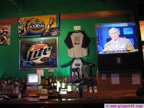 Damen Avenue Sports Bar  , Chicago