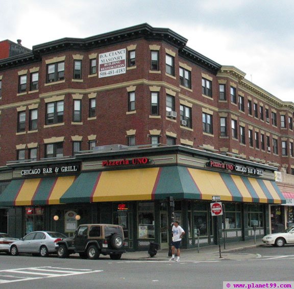 Pizzeria Uno , Boston