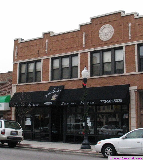 Leonardo's Tuscan Bistro , Chicago