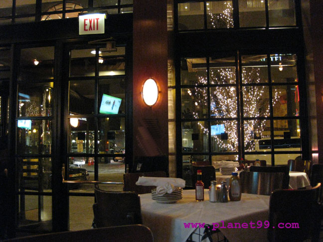 Luxbar , Chicago