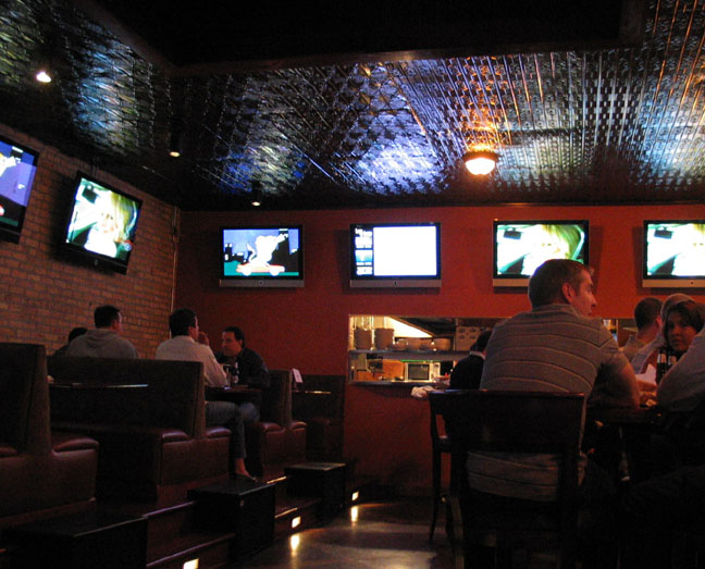 Barleycorn Sports Bar , Chicago