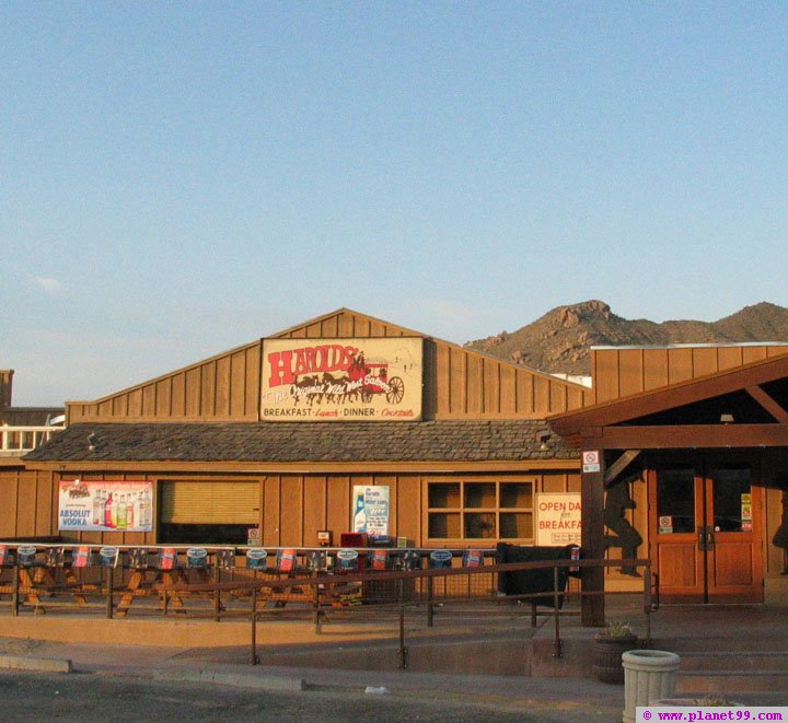 Harold's Cave Creek Corral , Cave Creek