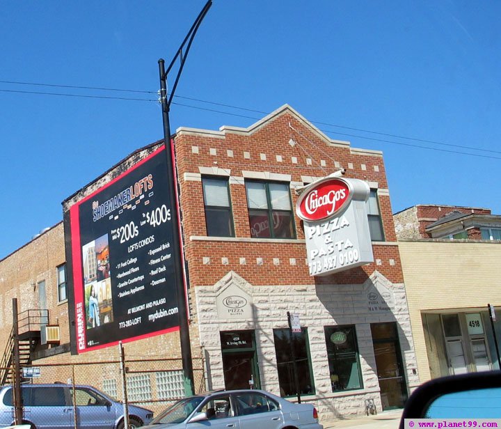 Chicago , Chicago's Pizza and Pasta