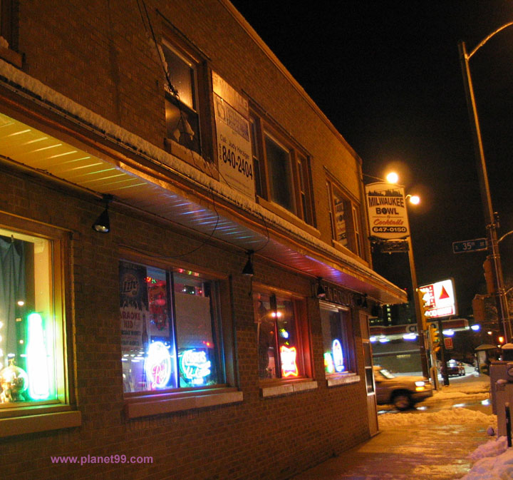 Milwaukee Bowl , Milwaukee