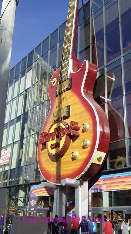 Hard Rock Cafe on The Strip , Las Vegas