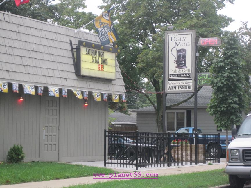 Ugly Mug Pub and Grill , Milwaukee