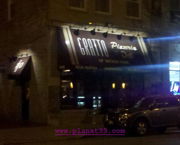 Gratto Pizzeria , Chicago