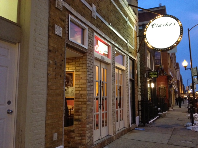 Clarke's on Damen , Chicago