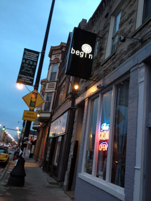 Begin Thai , Chicago