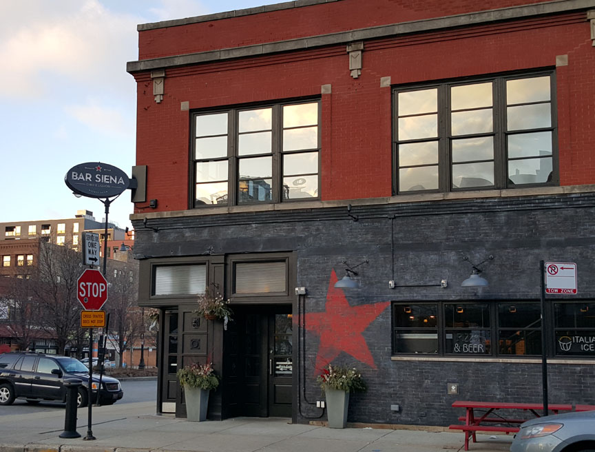 Bar Siena , Chicago