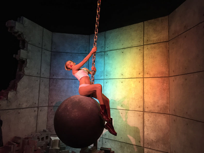 Madame Tussaud's Wax Museum , Las Vegas