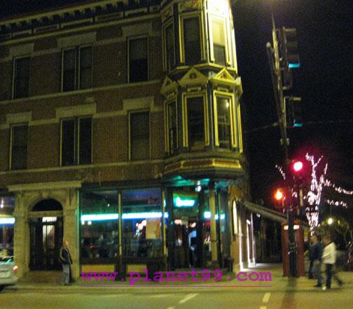 Roscoe's Tavern and Cafe , Chicago