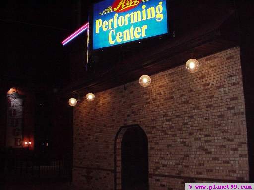 Milwaukee , Art's  Performing  Center
