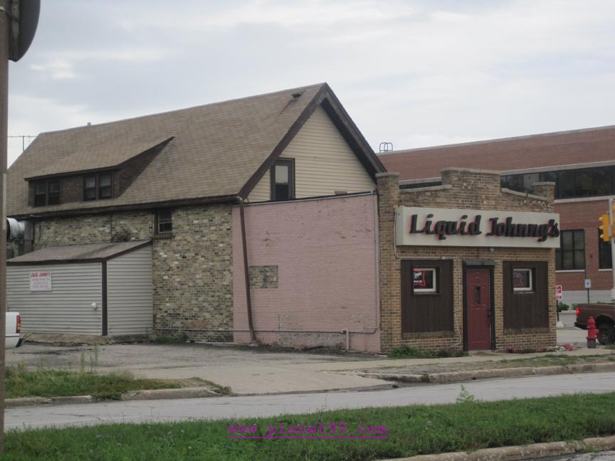 Liquid Johnny's , West Allis