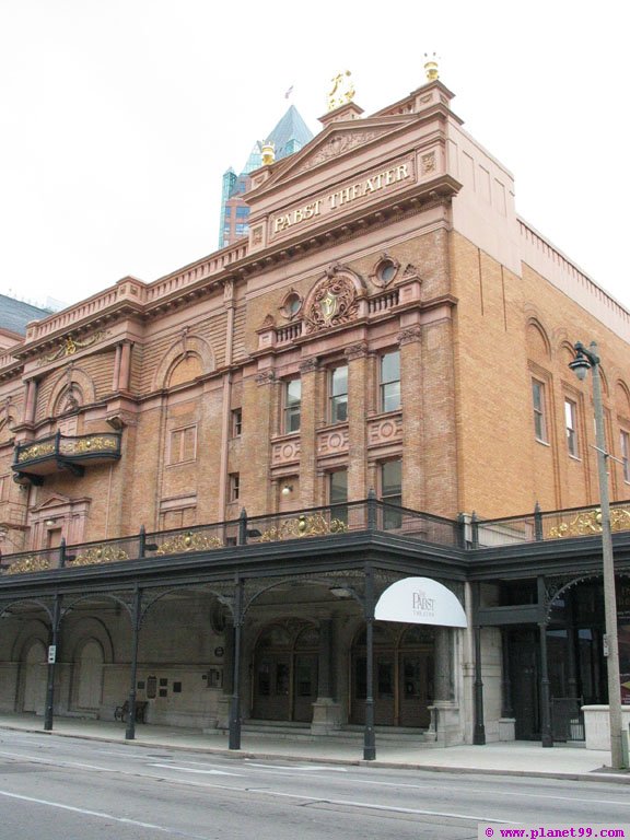 Milwaukee , Pabst Theater