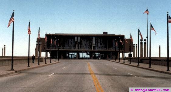 War Memorial Center , Milwaukee