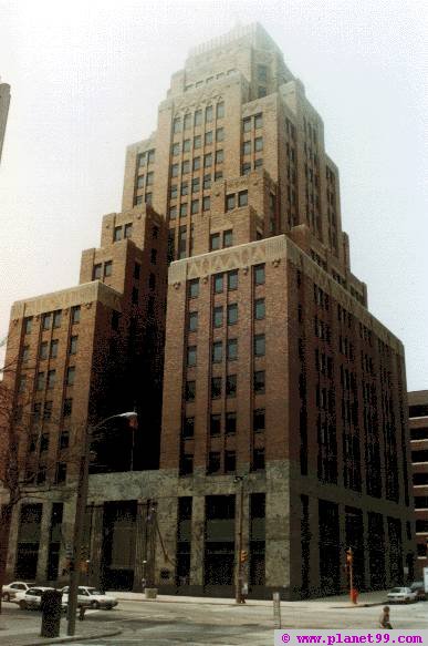 Wisconsin Gas Building , Milwaukee