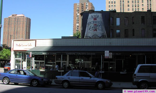 Chicago , Bella Luna Cafe